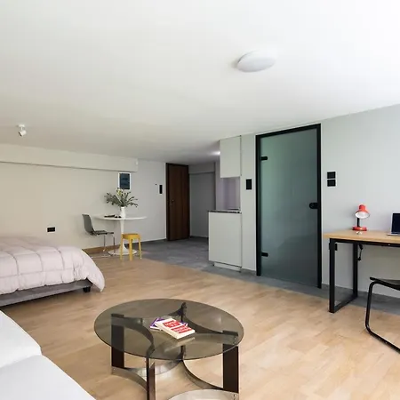 Newly Cosy Renovated Apartment Downtown Ateny Zewnętrze zdjęcie