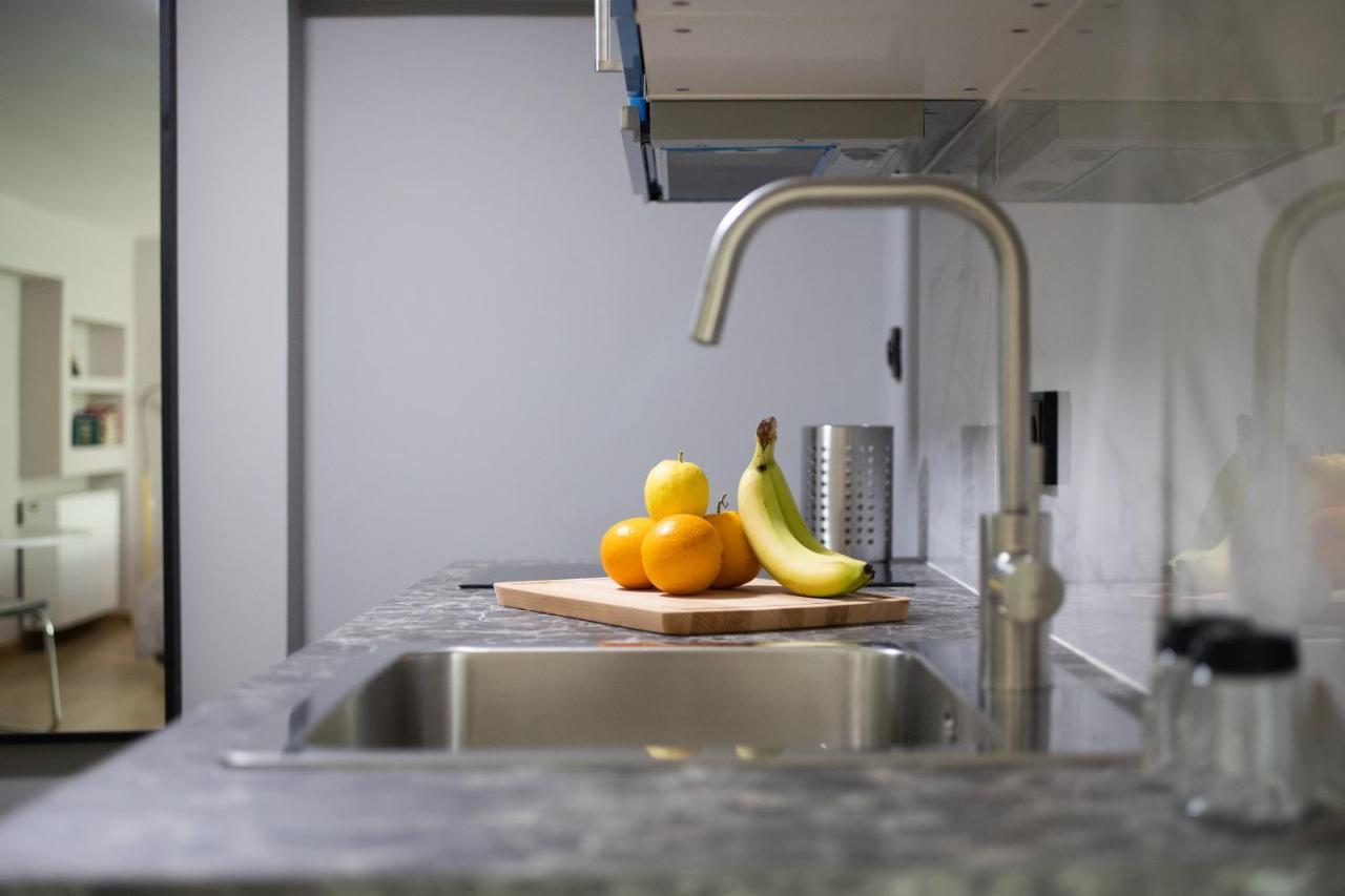 Newly Cosy Renovated Downtown Apartment